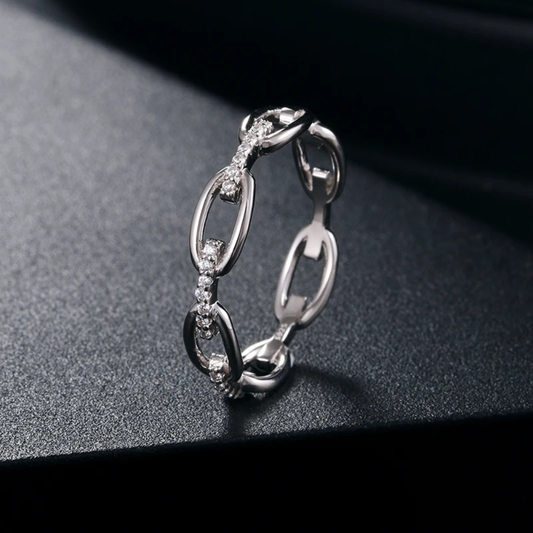 925 Sterling Silver Ice-Out Chain Ring
